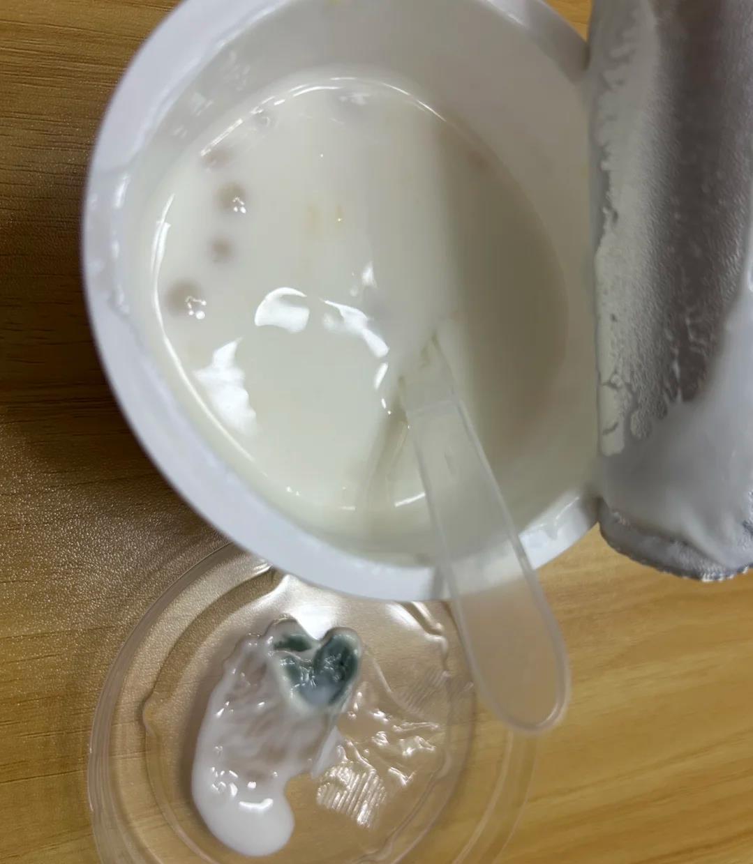 味全酸奶喝出霉菌,消费者维权为何变成弱势群体？