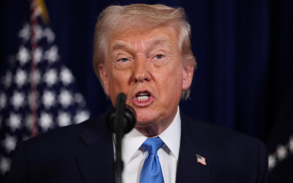 特朗普，解决俄罗斯对格陵兰岛威胁的时机已到