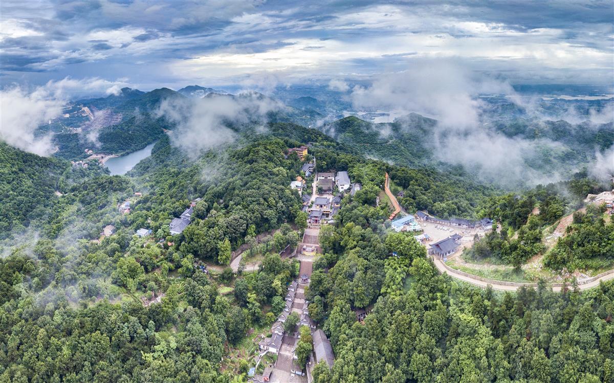 黄石东方山好汉坡.jpg