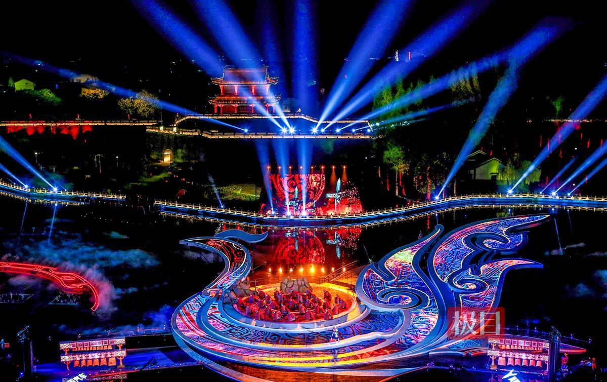 2023年4月8日晚,首届楚文化节在湖北省荆州市开幕。 (首届楚文化节组委会).jpg