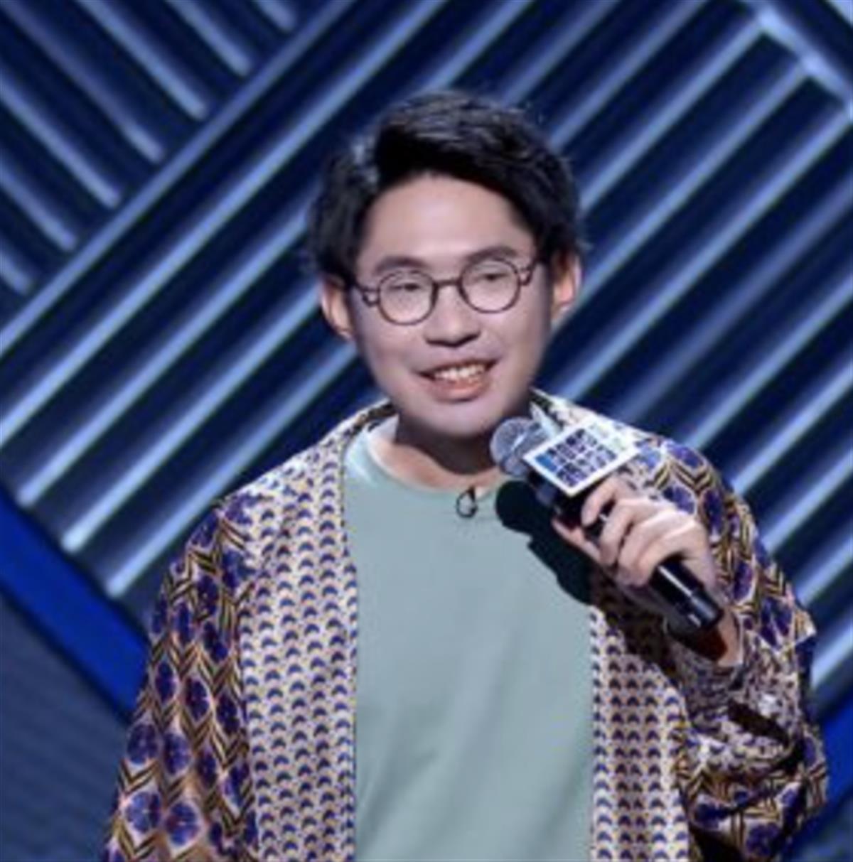 截屏2023-06-13 21.10.48.png