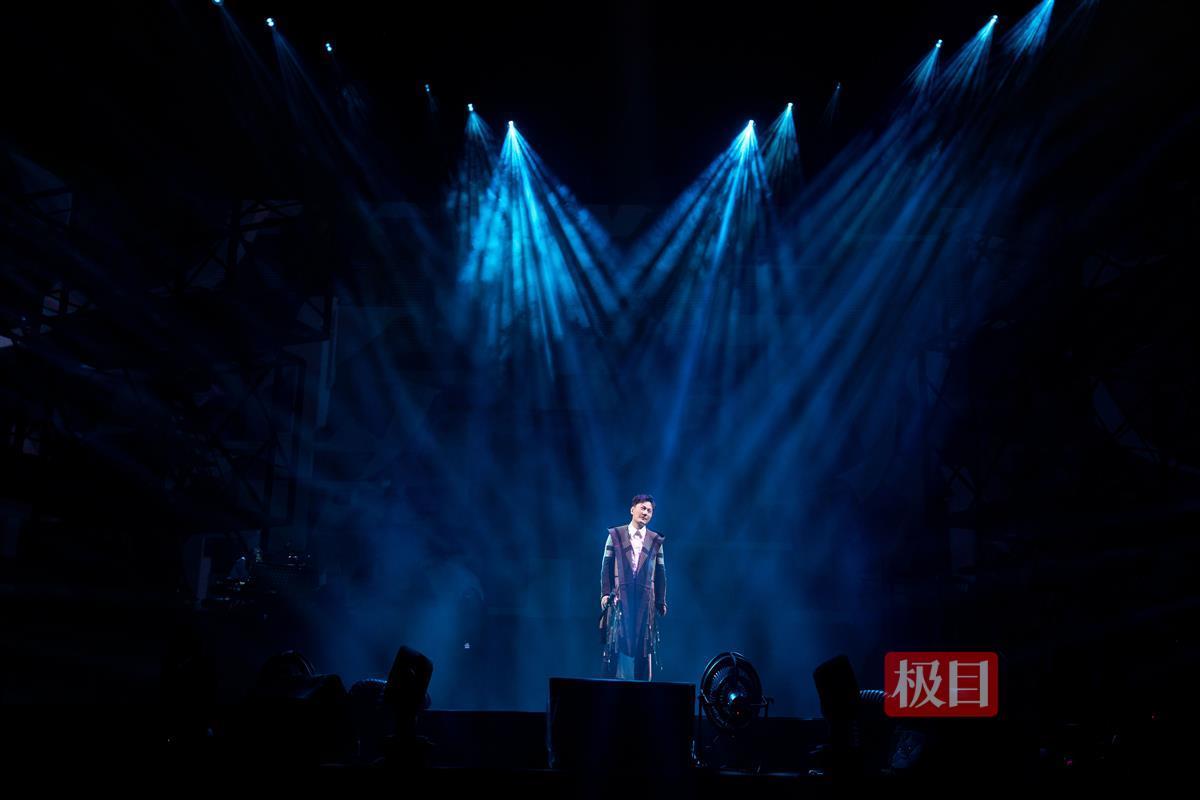 张信哲.jpeg 张信哲.jpeg