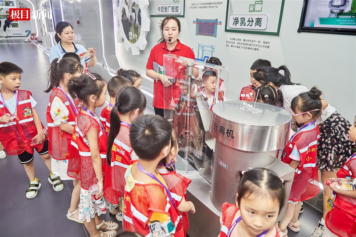 MZH_4957.jpg MZH_4957.jpg