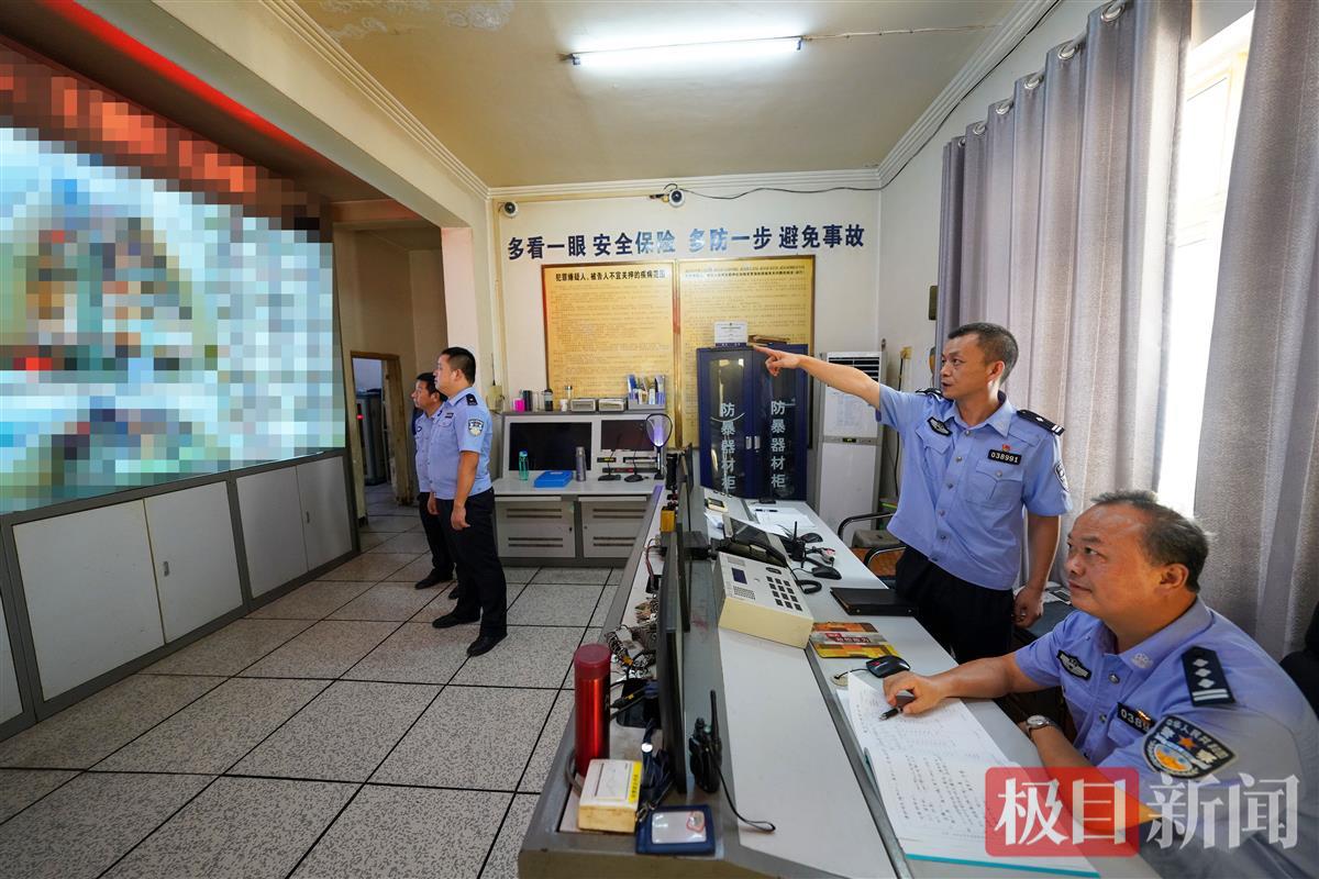 ZOU03233.JPG ZOU03233.JPG