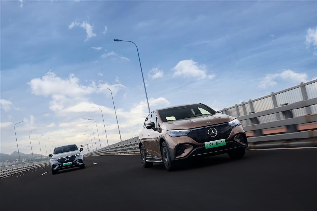 全新EQE纯电SUV (12).jpg 全新EQE纯电SUV (12).jpg