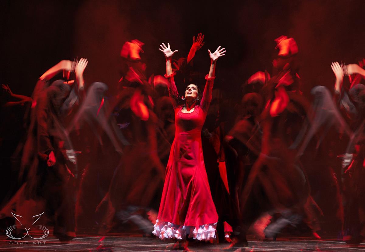 卡门1.jpg 卡门1.jpg