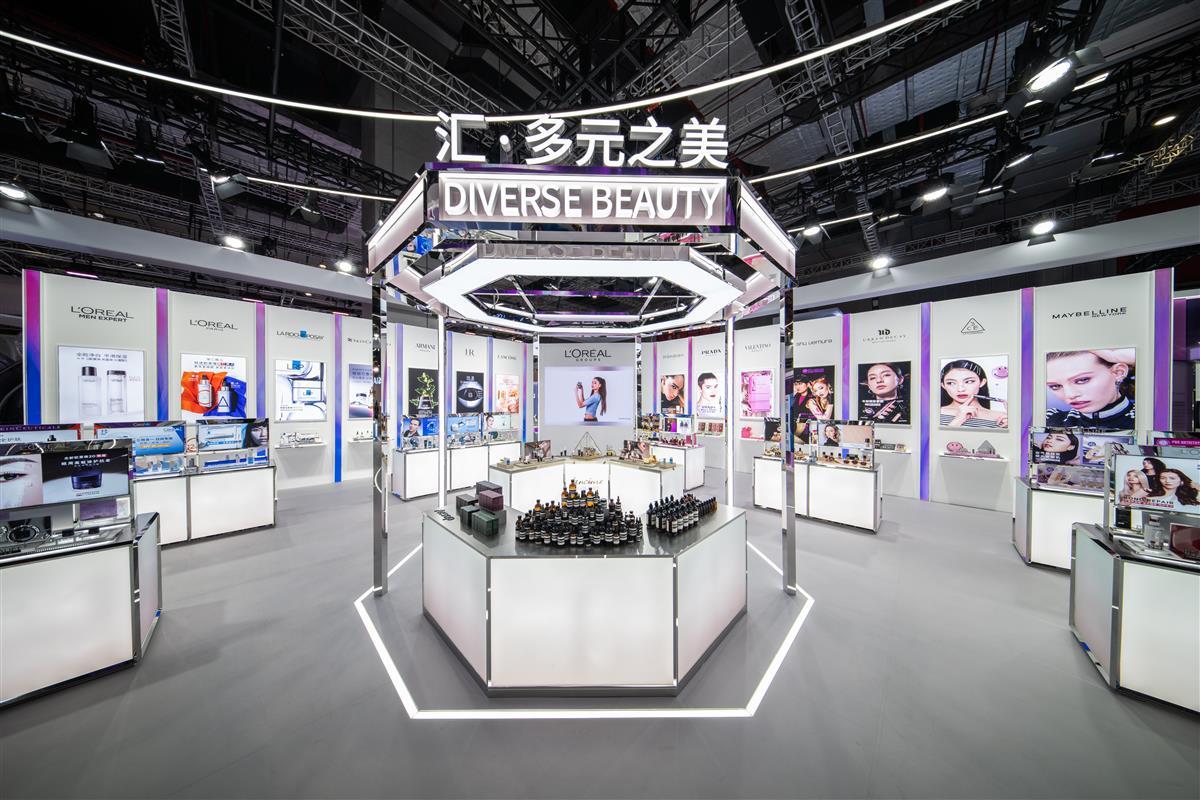 坚持创新、可持续发展，“全勤生”欧莱雅与进博会共成长 | 极目新闻