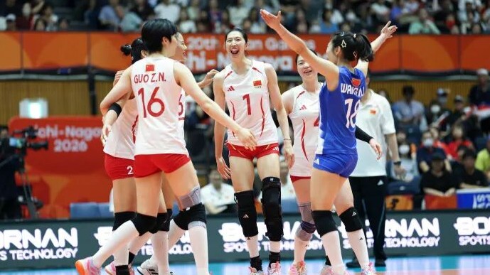 亚运会三连冠！中国女排3:0完胜日本队，成就亚运“十冠王”
