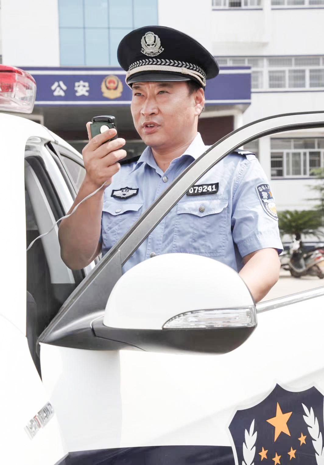 程凯生前工作图（通讯员赵庆供图）