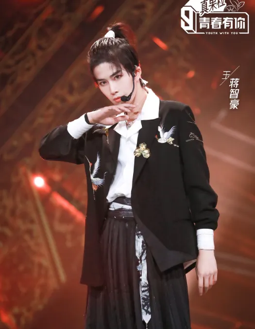 29岁男艺人确诊癌症晚期，最新发声