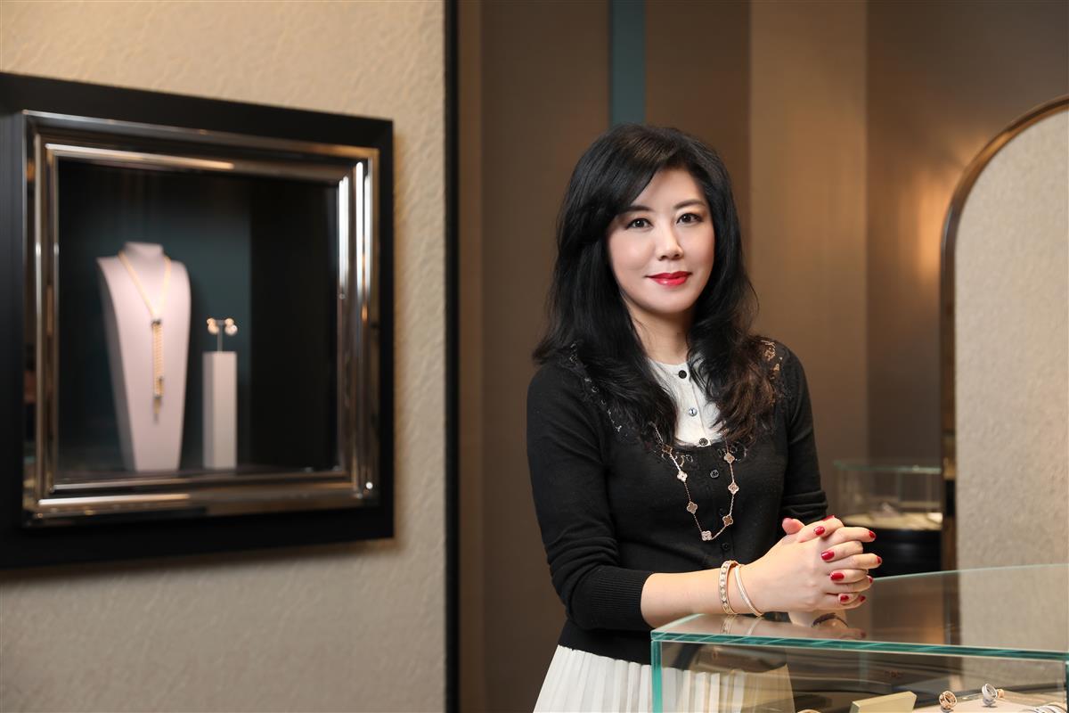 Laura's Portrait-2.jpg