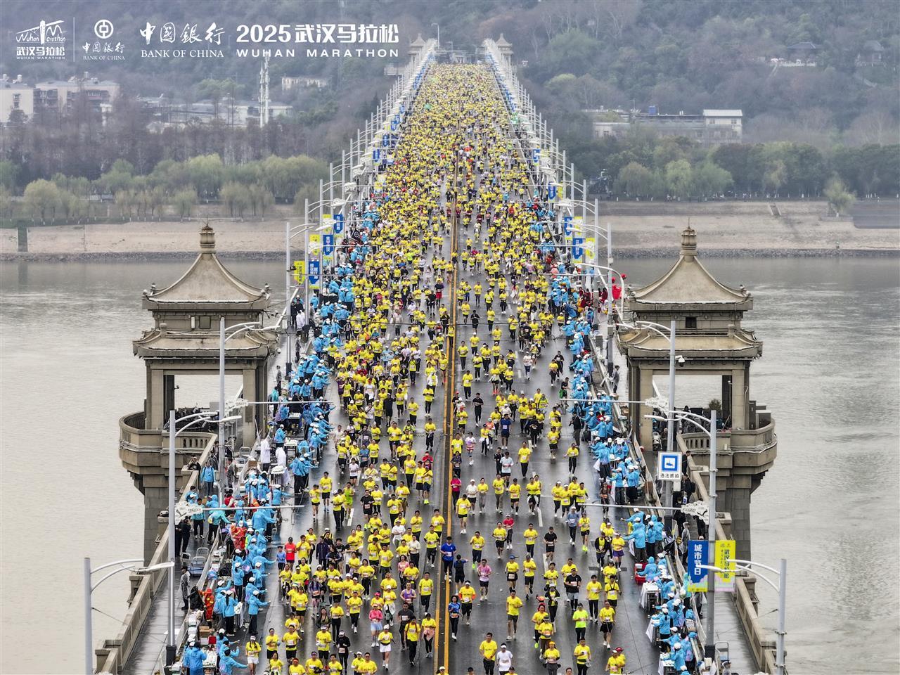 2026武汉马拉松将于3月22日鸣枪起跑，全马终点调整为青山江滩，报名火热开启