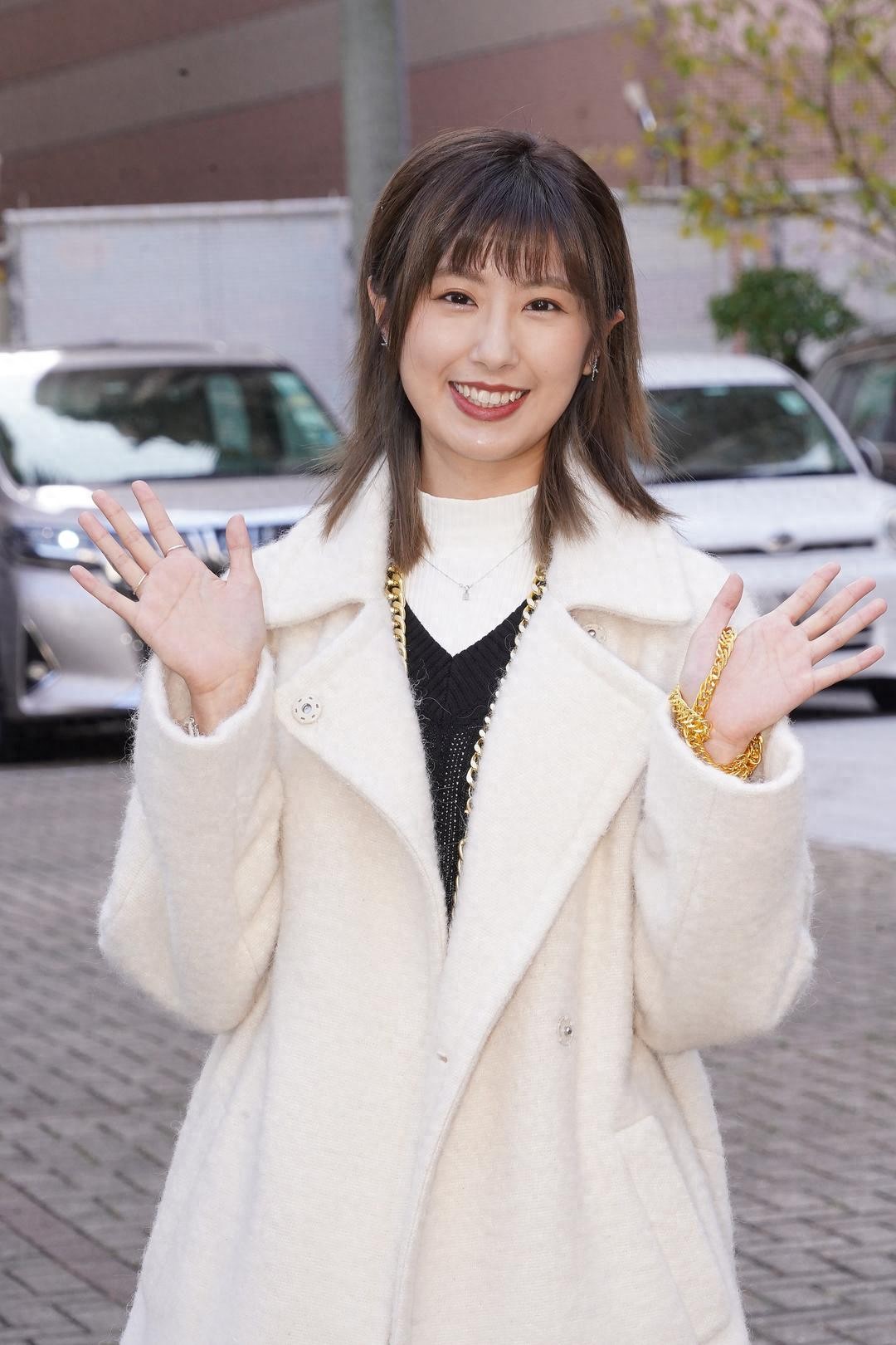 TVB演员夏雨儿子黄奕晨恋情曝光，对方是同公司女演员