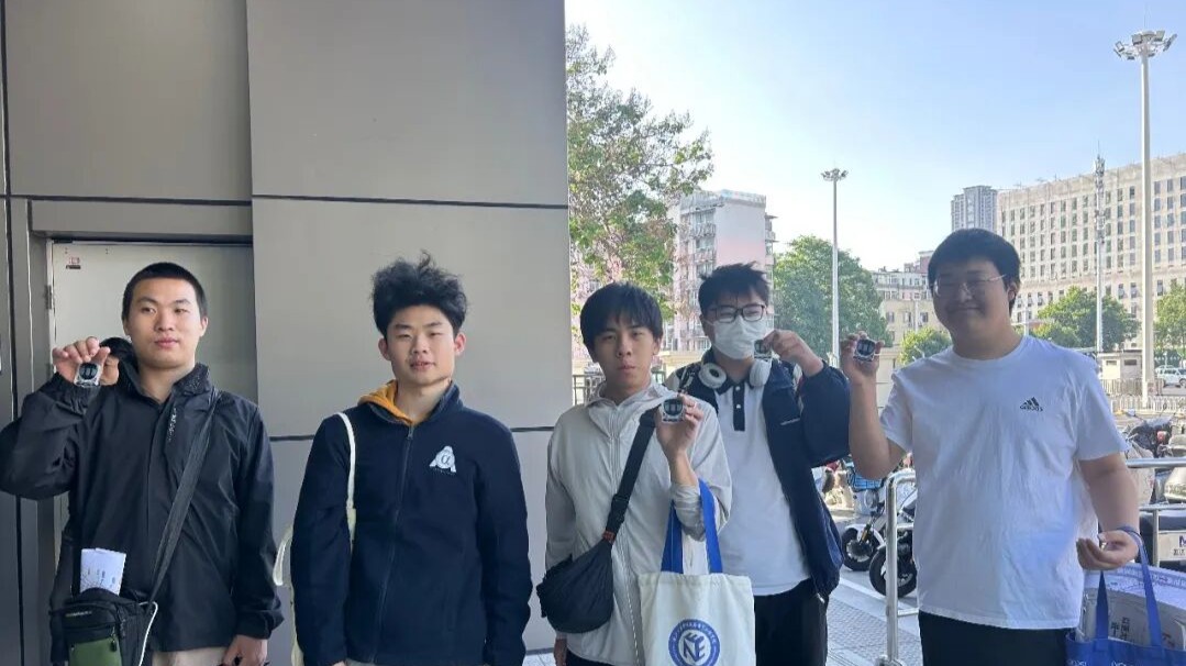 就在刚刚，正式开通！现场沸腾了