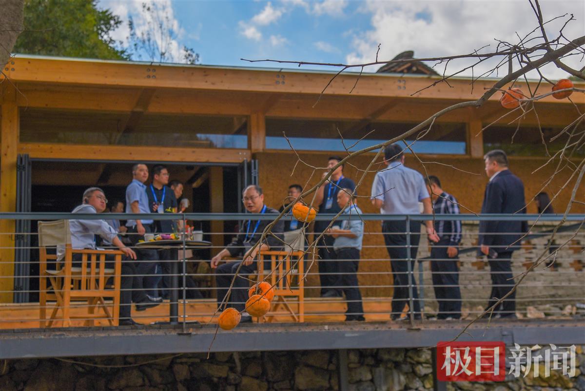 10月18日，随州市随县冬青泉畔景区。（极目新闻记者 黄志刚 摄）.jpg