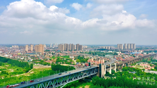 十年磨剑，小池大城。詹丽君 供图