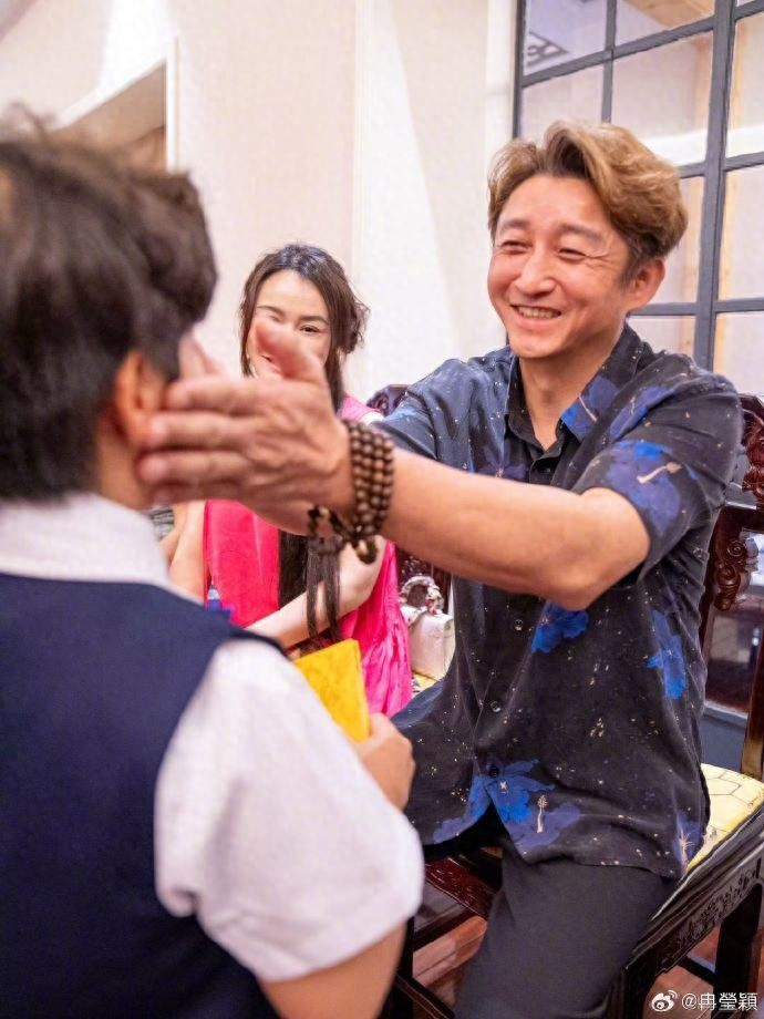 “拳王”邹市明6岁儿子拜师少林寺，自称“我有点皮”