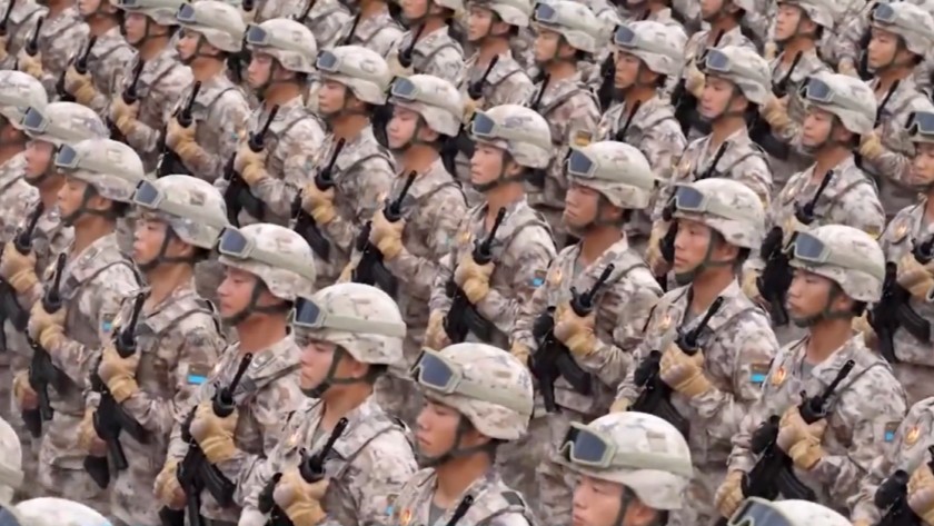 经中央军委批准，全军启用《预备役人员证》