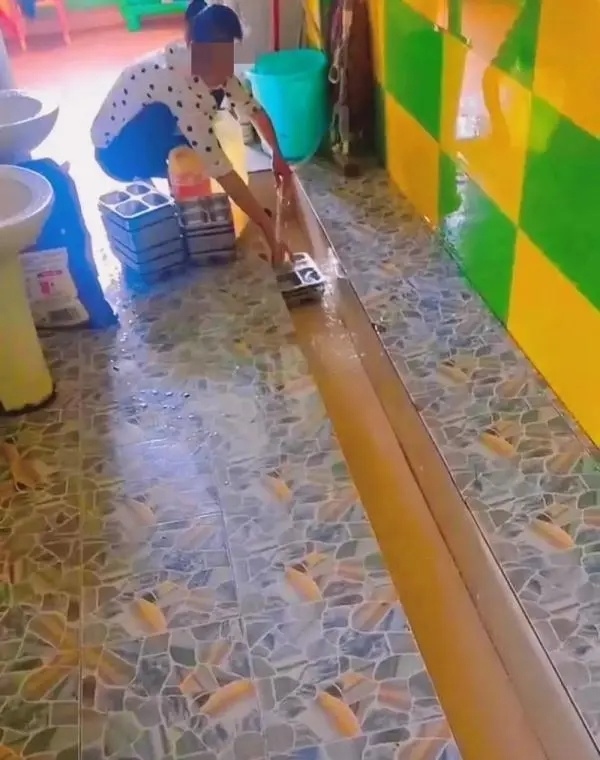 \