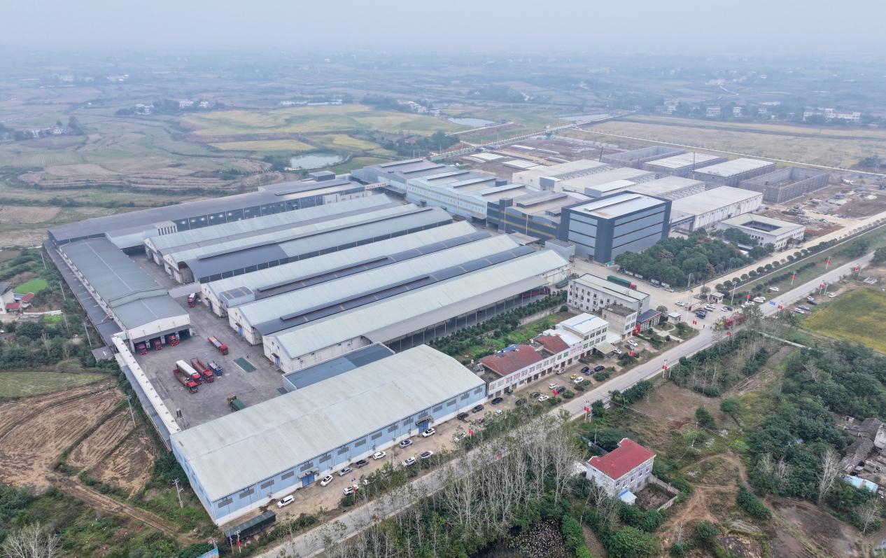 庄品健现代化厂区 摄影：宋枕涛.png