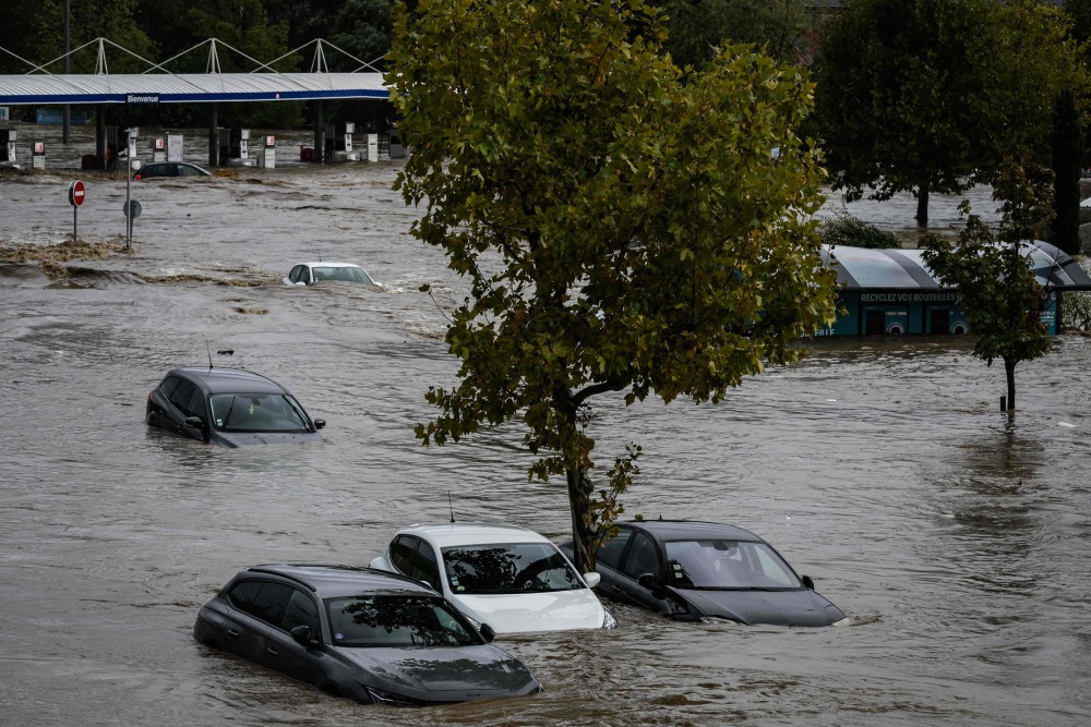 暴雨致法国多地洪灾-第5张-百科-传卓科技