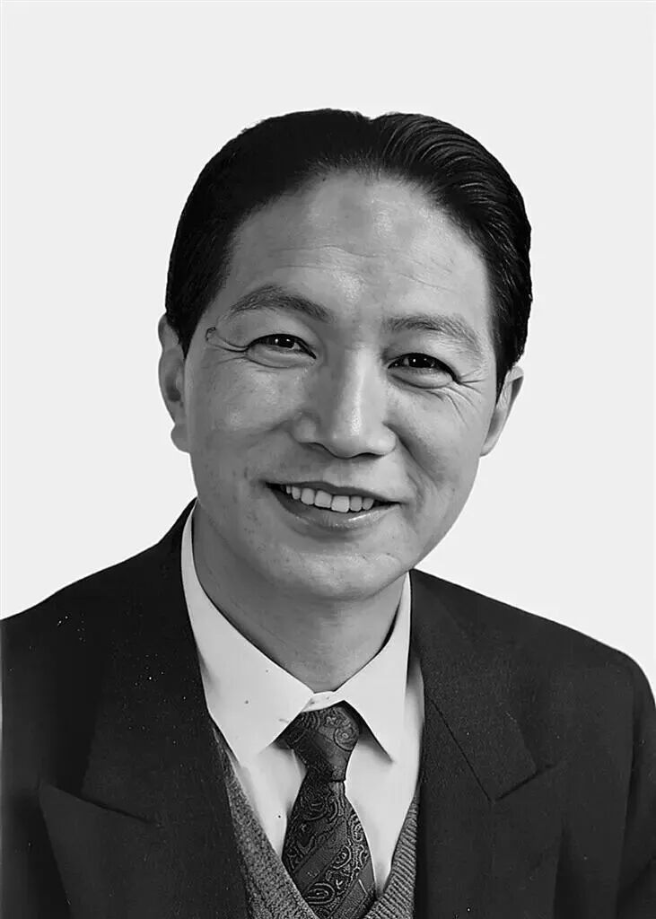 毕锡桢同志逝世，缅怀一生贡献