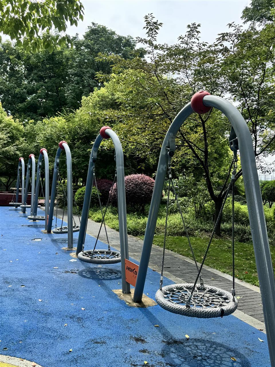 2、网兜式秋千.jpg