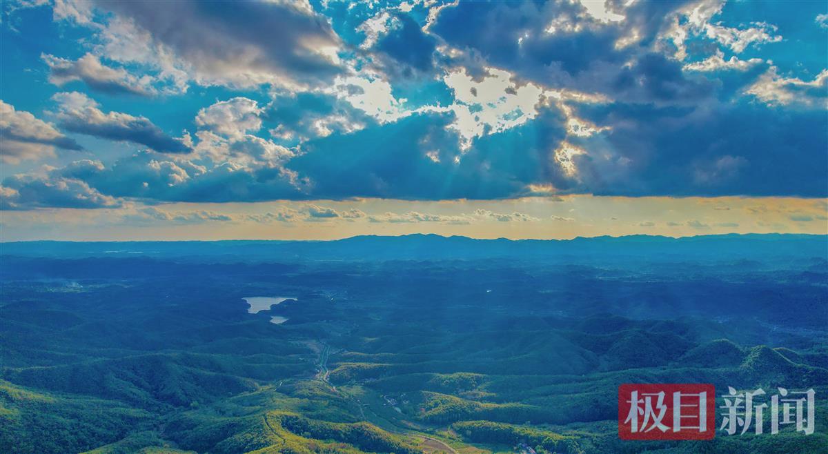 10月18日，随州大洪山秋色。（极目新闻记者 黄志刚 摄） (2).jpg