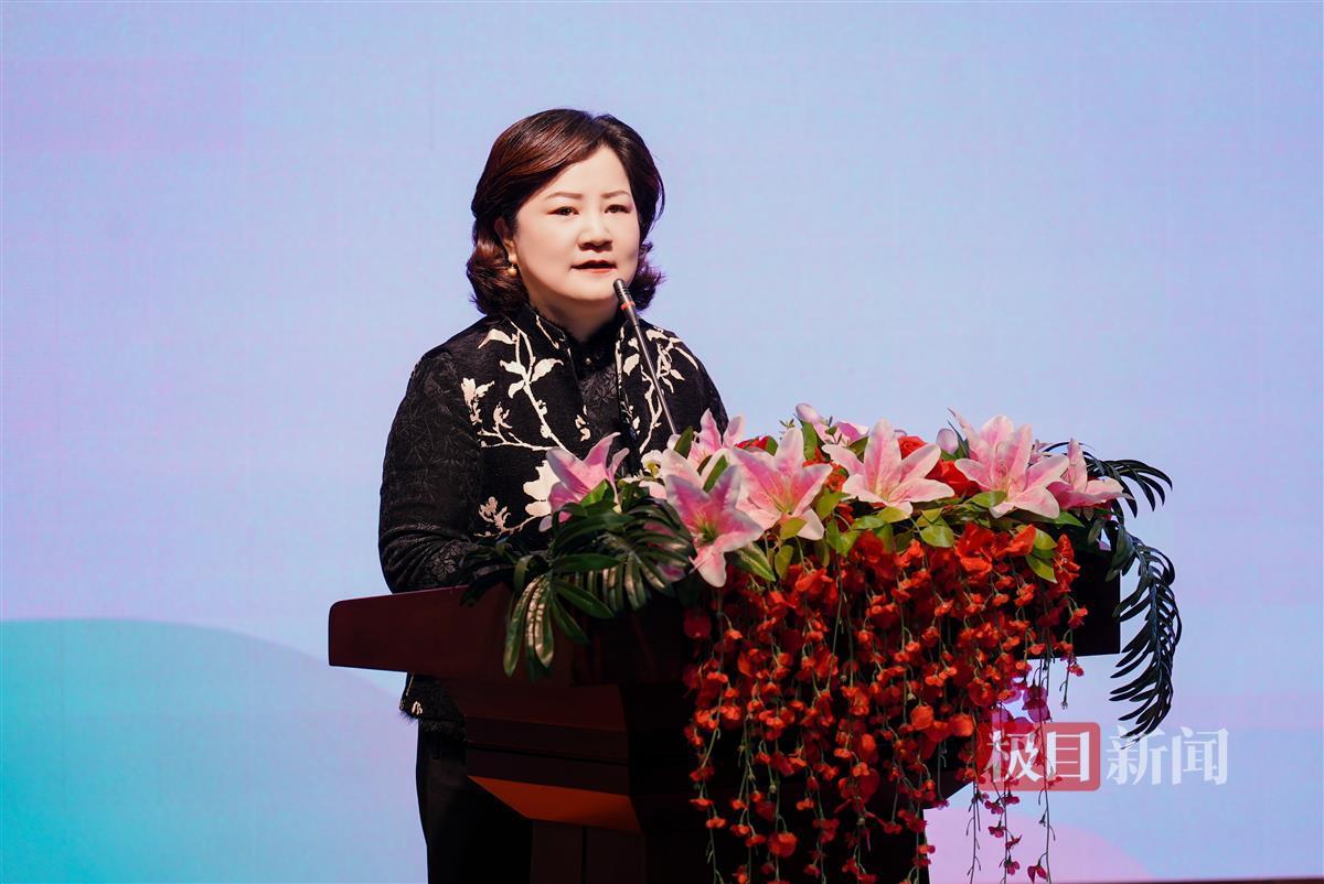 经验交流：育才实验小学谈莉萍校长.jpg