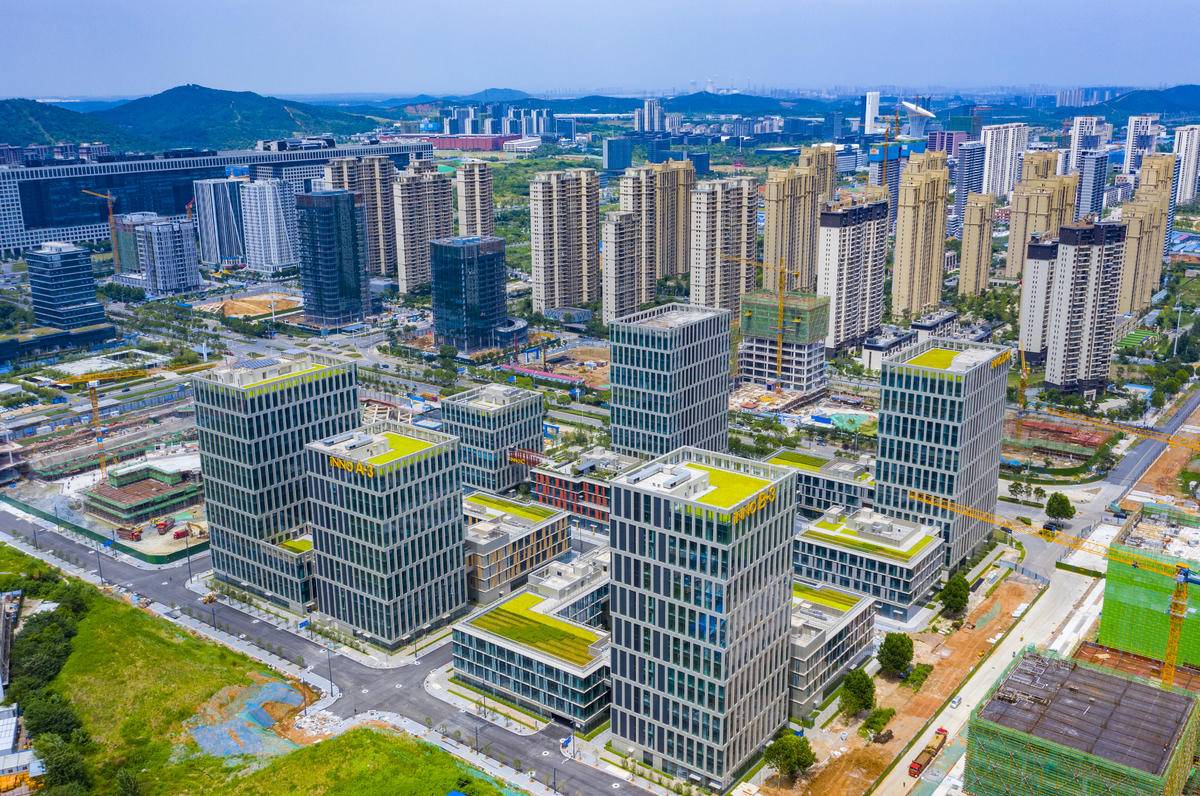 航拍光谷创新天地的创新创业中心项目首期地块（湖北日报全媒记者魏铼摄）