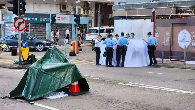 香港著名武术指导、雪妮老公唐佳坠楼身亡，终年88岁
