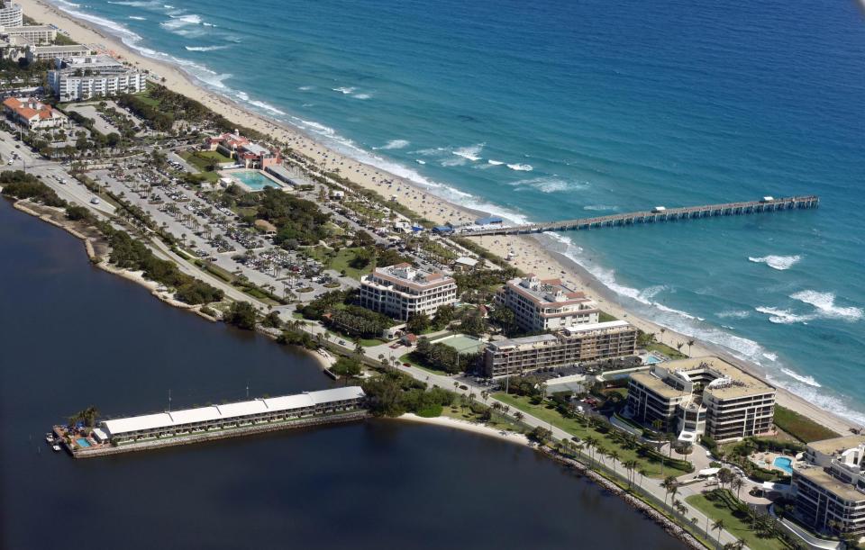 美国佛州议会批准把一座机场改以特朗普命名