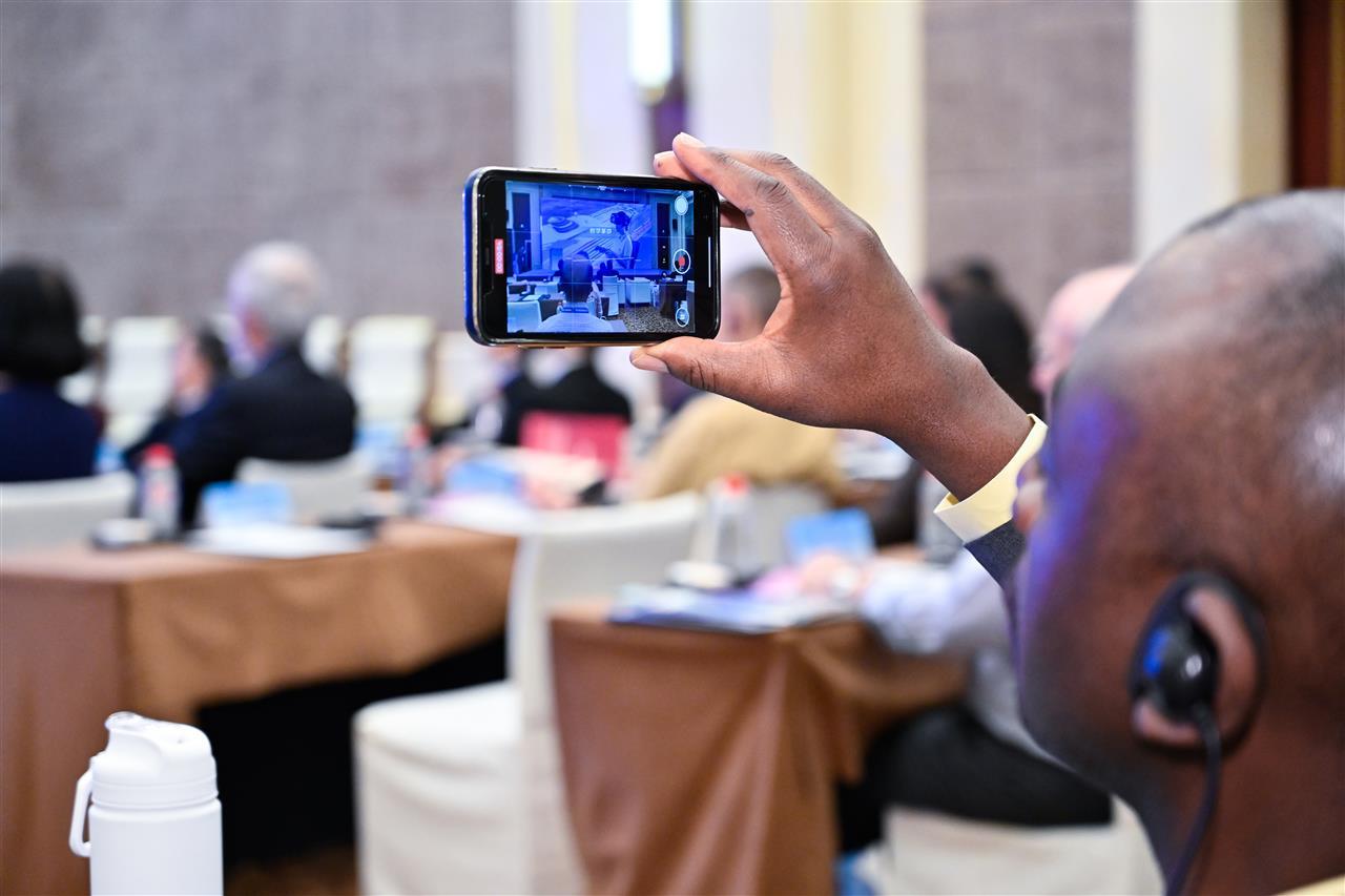 2025.5.15世界数字教育大会平行论坛9（许余庆拍摄） (39).jpg