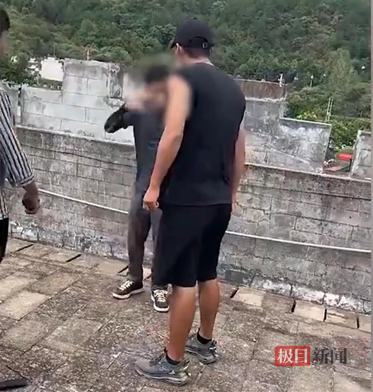 网传视频截图 (3).png