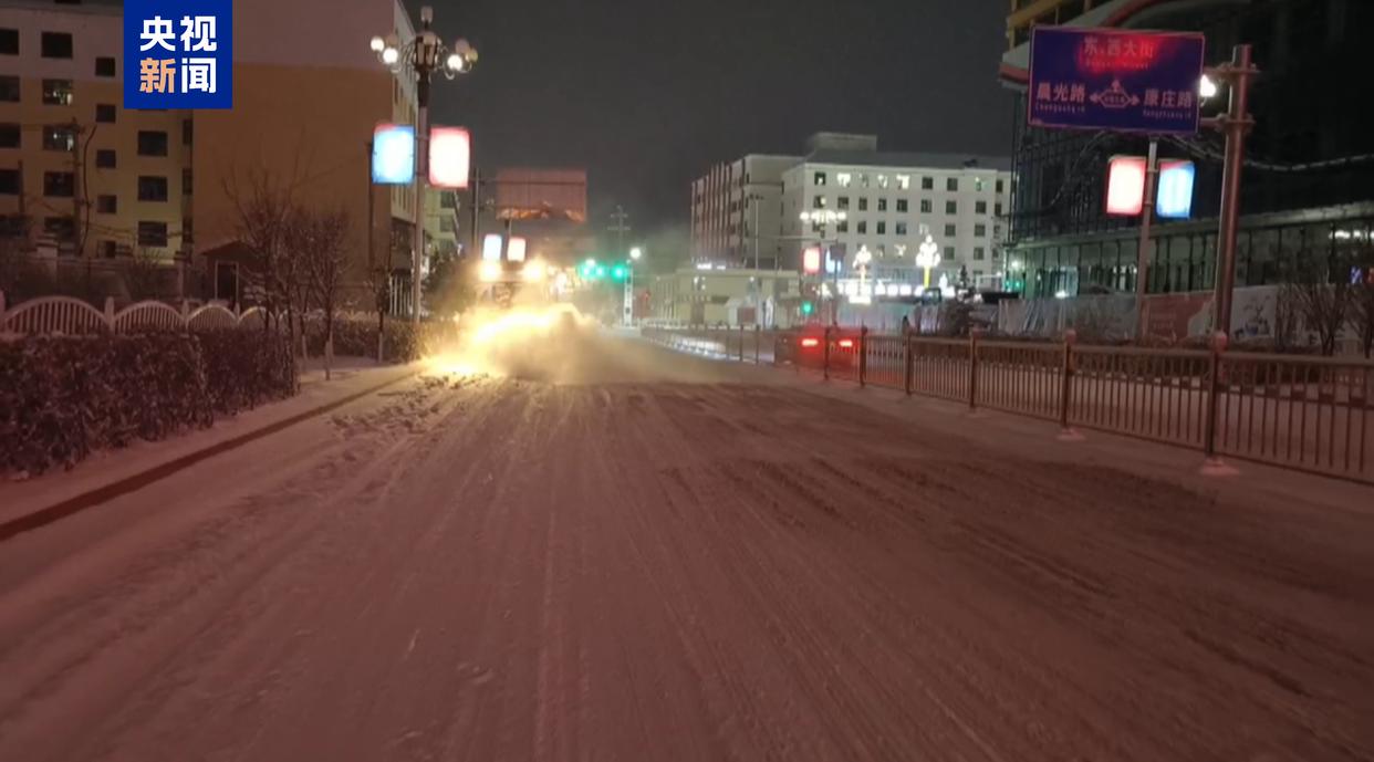 受降雪天气影响 青海部分路段实行交通管制