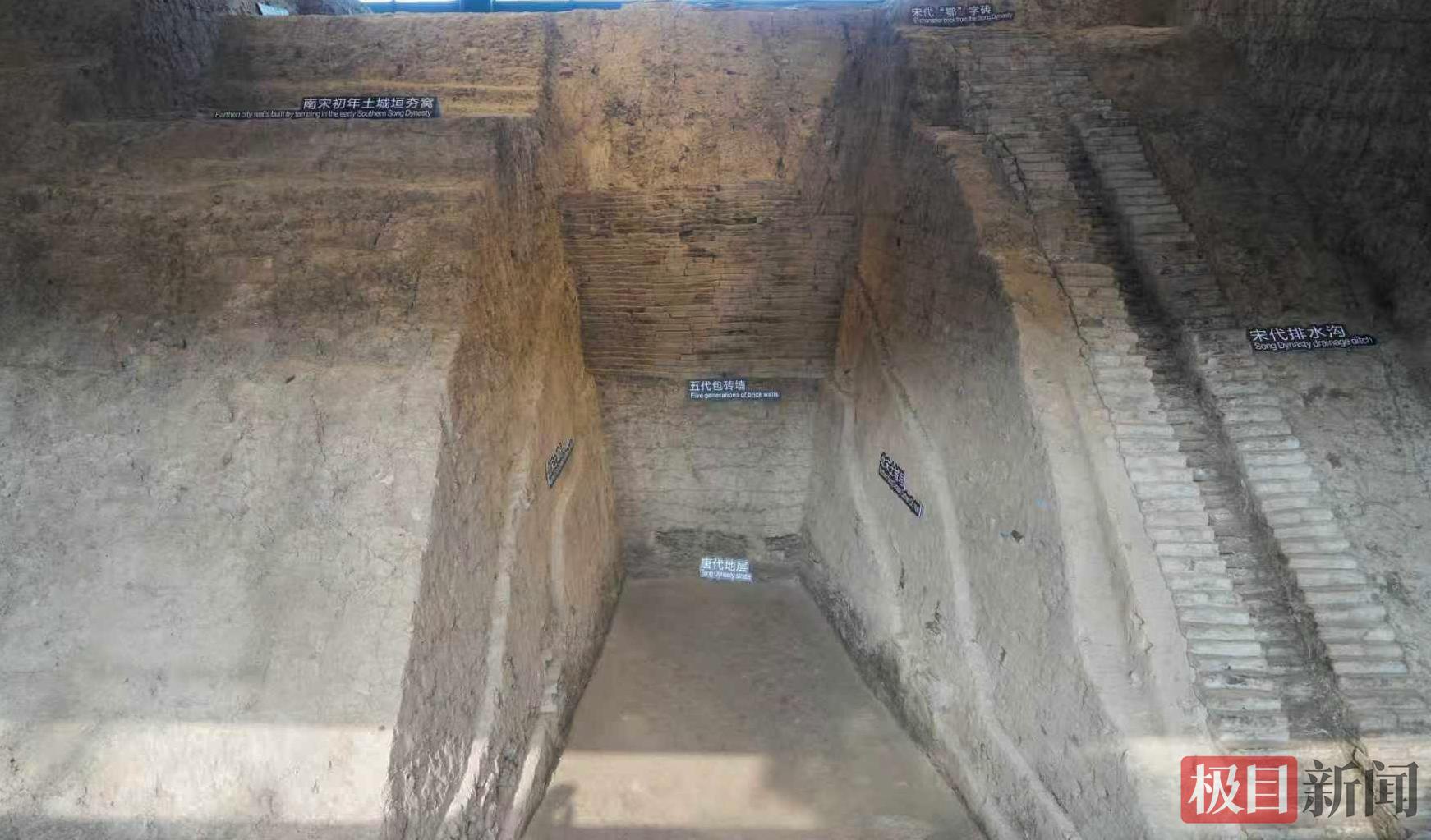荆州城墙系统展示唐代至清代荆州城墙的演变历程。 （极目新闻通讯员 吴淘淘 摄）.jpg