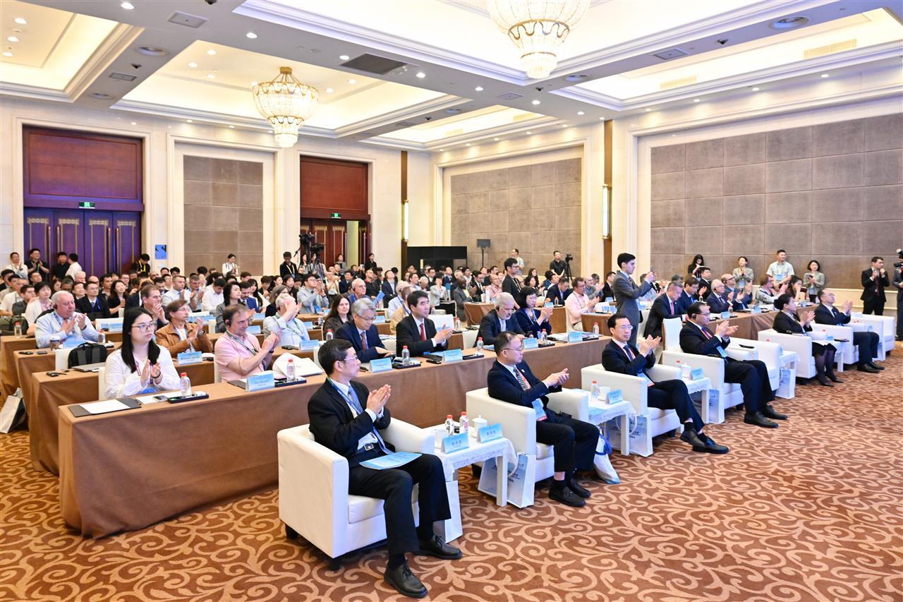 2025.5.15世界数字教育大会平行论坛9（许余庆拍摄） (37).jpg