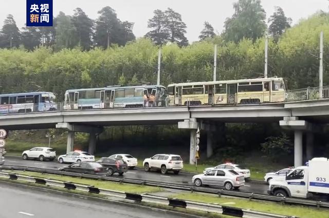 俄羅斯克麥羅沃市兩輛有軌電車相撞 67人受傷