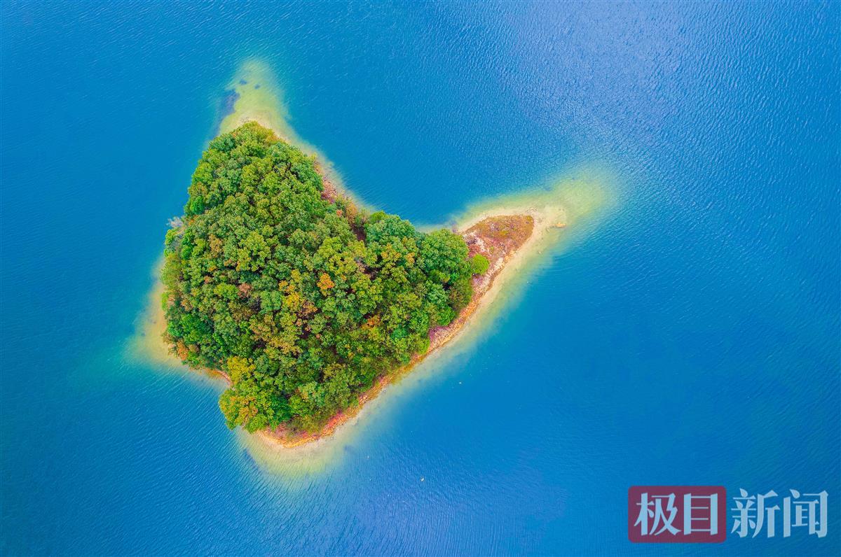 10月17日，随州市随县大洪山水库琵琶湖一隅。（极目新闻记者 黄志刚 摄） (3).jpg