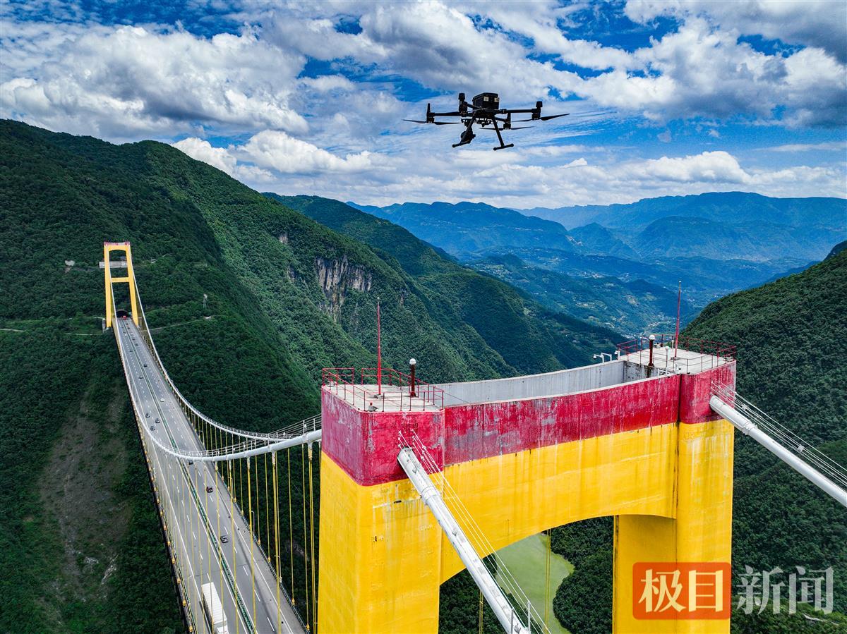 5.运用“桥梁无人机智能检测系统”对主塔进行病害检测.jpg