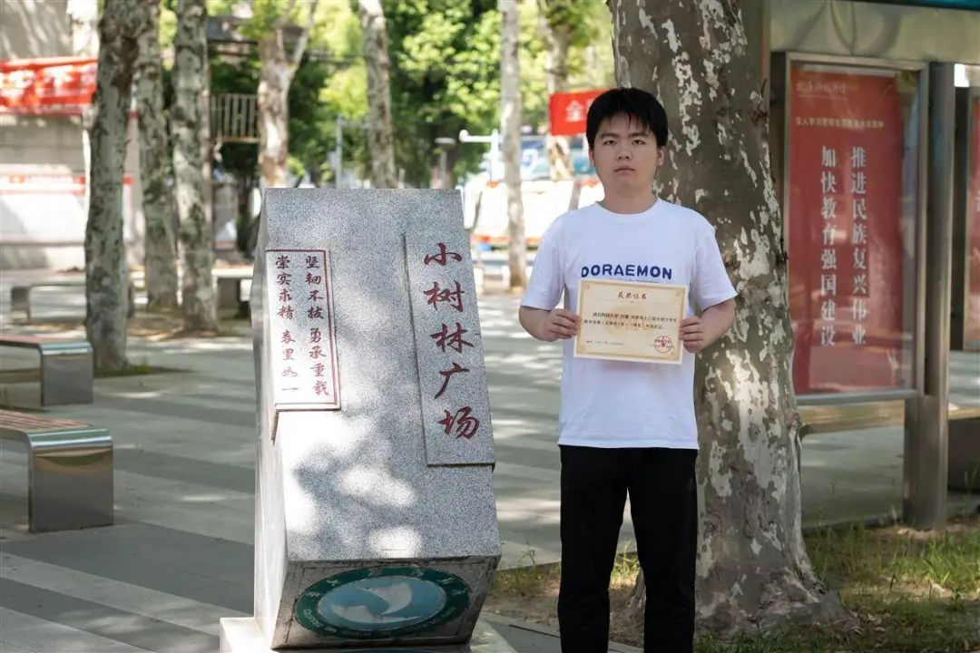 吕梁获奖。通讯员  李钰昌 摄