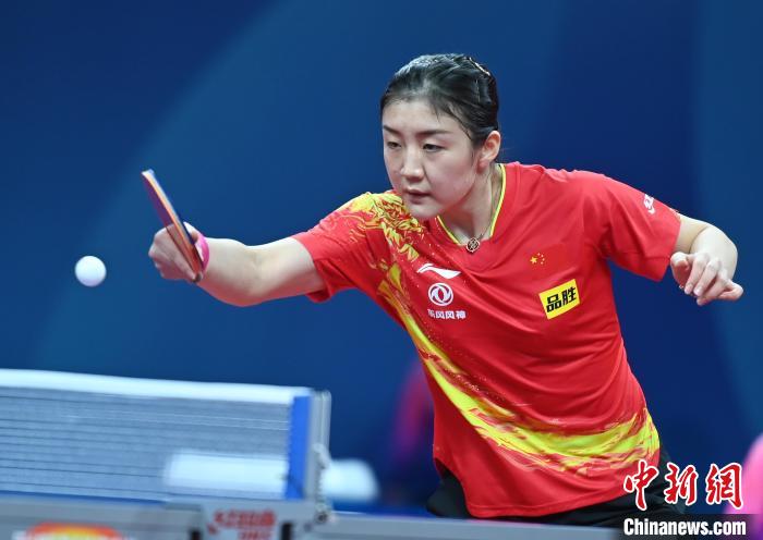 比赛中的陈梦。　安源 摄