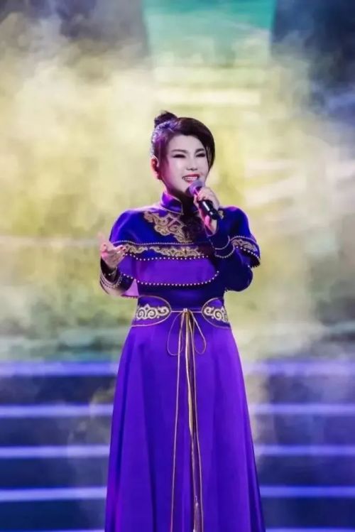 《我要上春晚》乌兰图雅醉美草原歌曲串烧 献给草原献给你