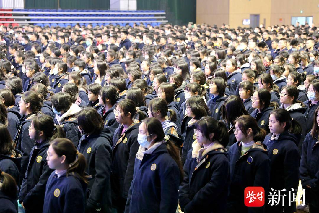 谁家年少，意气自飞扬！南京一中燃情开启新学期 | 极目新闻