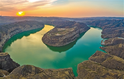 旅游业的春天回来了， 人气如何聚起来？_fororder_2749813_an_1683881421910_b