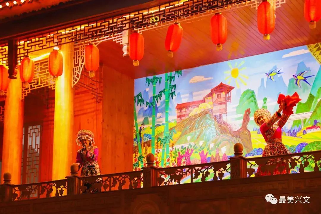 ▲苗城印象“网红集市”