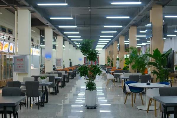 想在食堂吃点啥？“留下言，学校给你安排！”