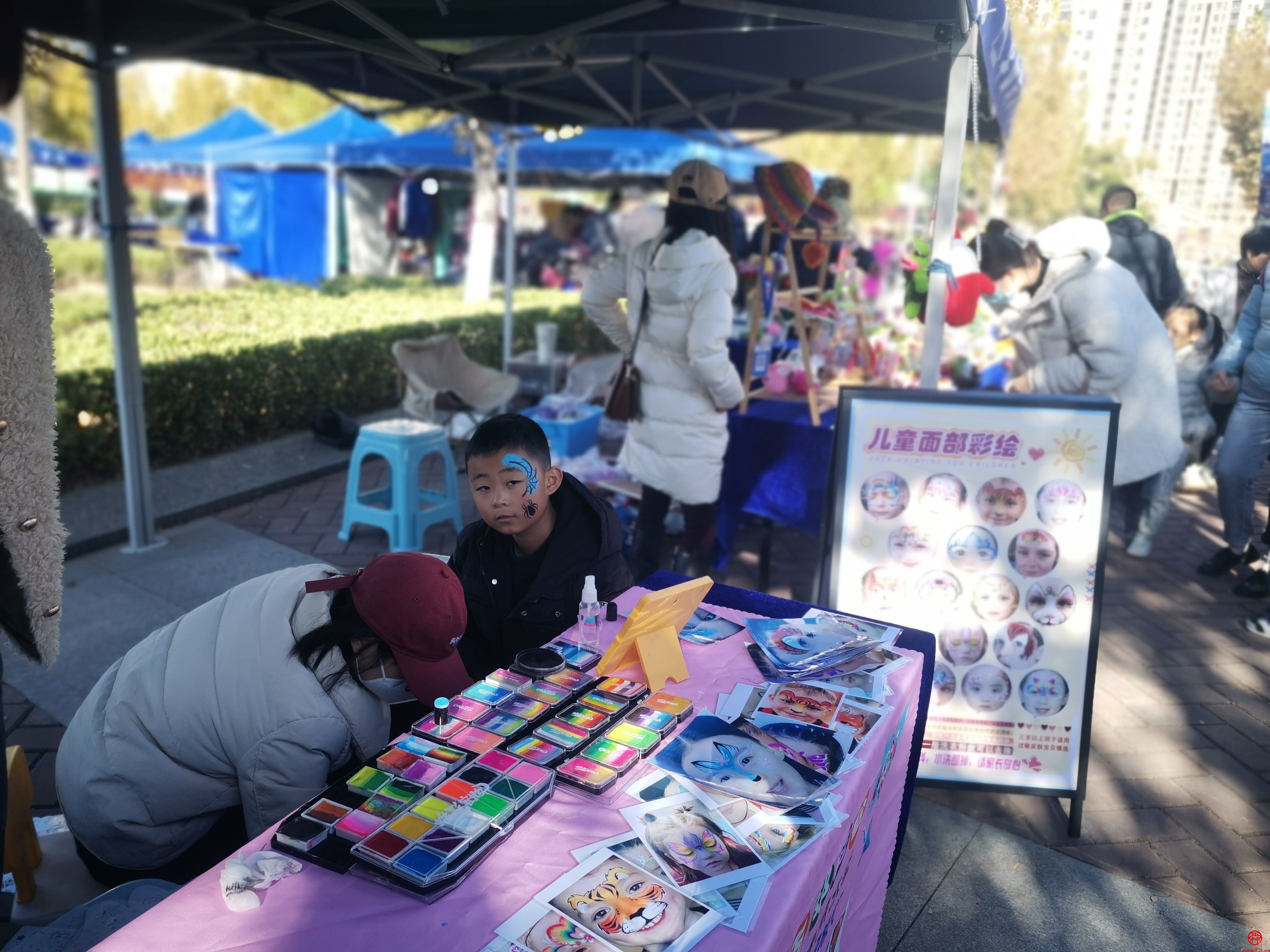 每周末大“聚会” 济南华山市集已开市 一起来“摆摊”