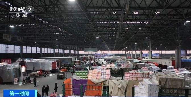 日交易量6000吨 山东寿光迎来“南菜北运”高峰期