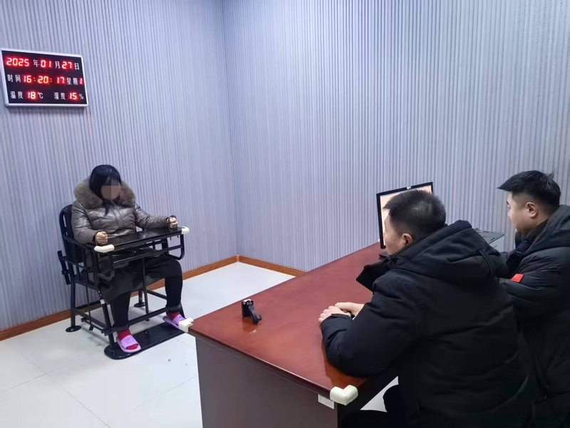 女子在北京丰台站盗窃他人财物，被北京铁路警方采取刑事强制措施